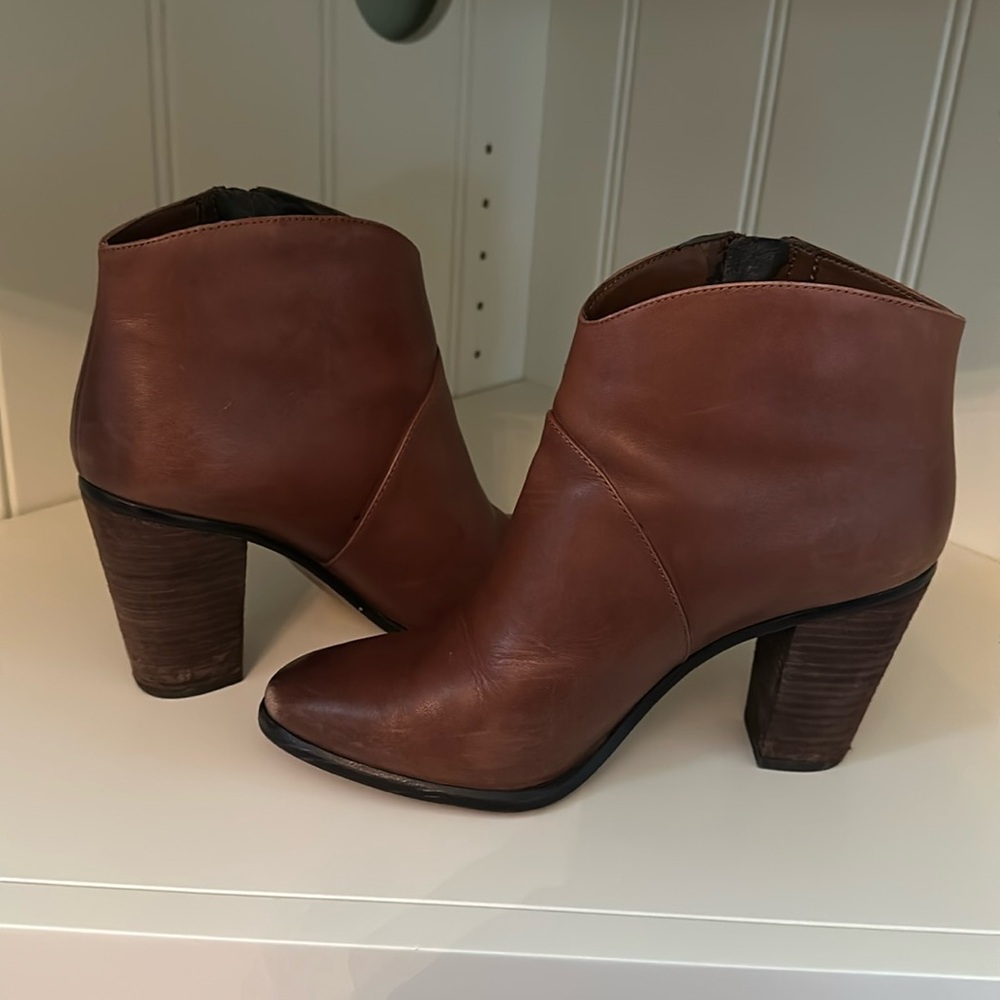 Vince Camuto Brown Leather Suede Ankle Bootie